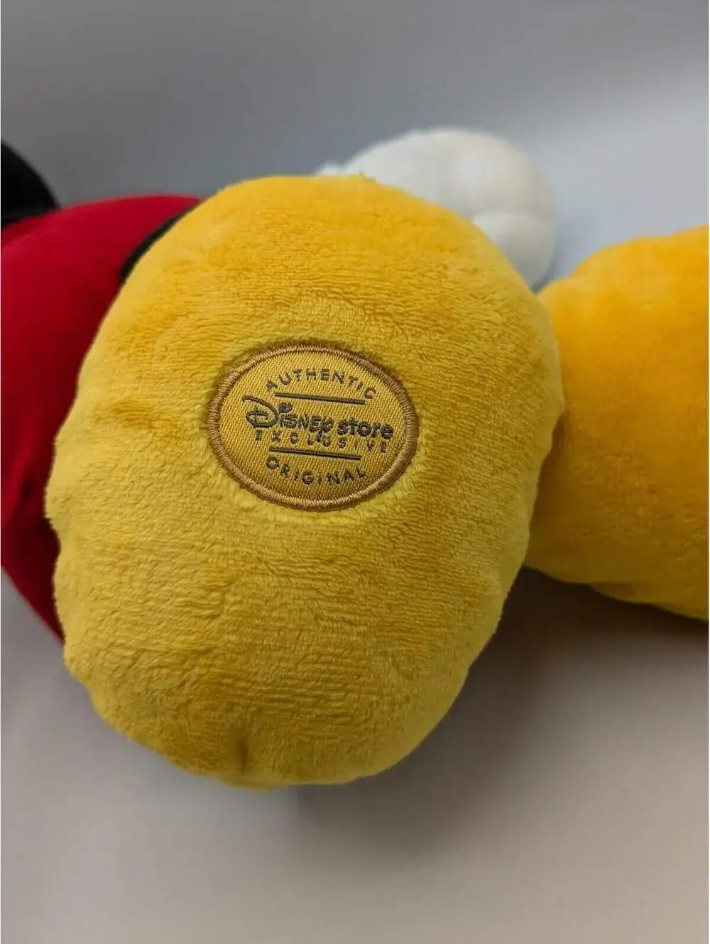 Disney Store Exclusive Mickey Mouse 16